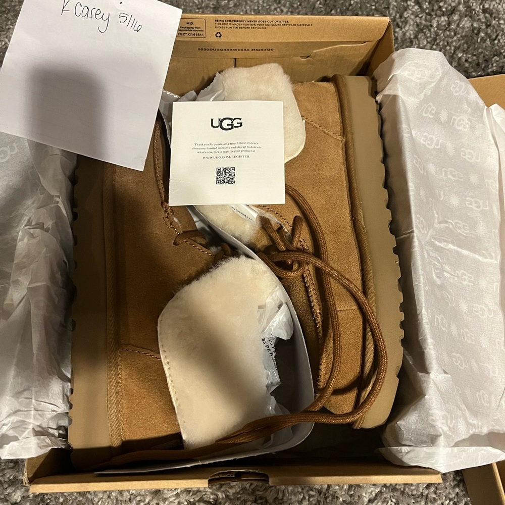 Size 9 UGG